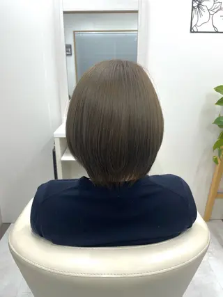 ショート フジワラ ヤスのヘアスタイル