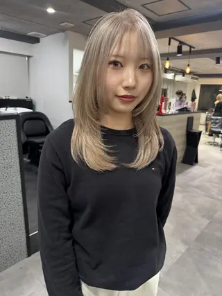 セミロング カラー ダメージレス ストレート🌺那波のヘアスタイル