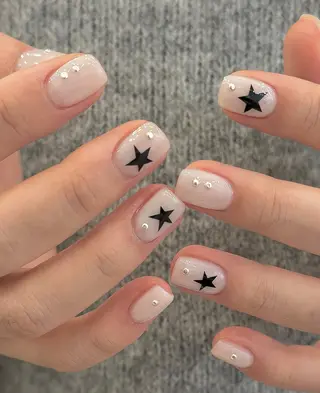 ネイル 🎀PG🩵 ネイルサロンのネイルデザイン