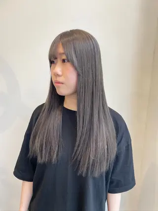 ロング ナチュラルカラー 児玉優香のヘアスタイル