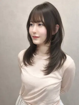 ロング カラー AIRI layer cut hairのヘアスタイル
