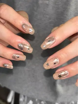 ネイル 🪐富島彩夏 /海外nail🪐のネイルデザイン