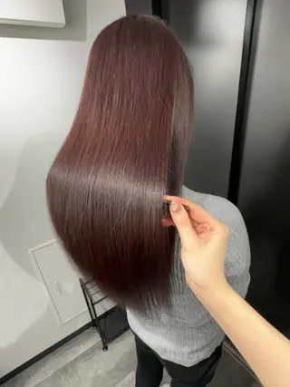 ロング カラー ヘアアレンジ 近藤千翔🩵 髪質改善Periodのエステ・リラクイメージ