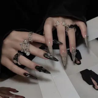 ネイル Rina Mika Nailsのネイルデザイン