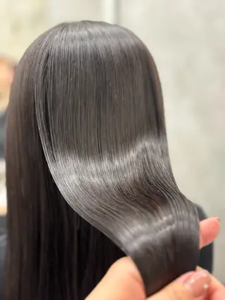 ロング カラー 梅雨対策すぐ巻ける ☔️縮毛矯正勝倉　麗のヘアスタイル