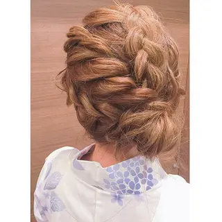 ミディアム ヘアアレンジ 透明感♡︎♡︎ 佐々木早苗のヘアスタイル