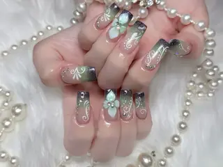 ネイル Huyn Nail Shinjyukuのネイルデザイン