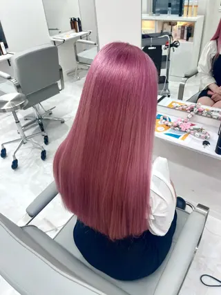 セミロング カラー ヘアアレンジ 🩶【推しハイトーン 】yuzu🩶のヘアスタイル