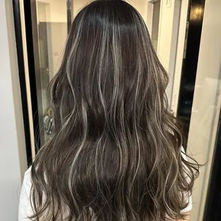 ロング カラー 宮嶋 蓮のヘアスタイル