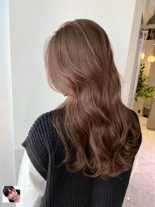 ロング カラー 顔まわりの神様✨ 透明感カラー藤嶋秀幸のヘアスタイル