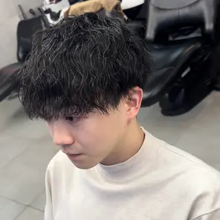 ショート メンズ メンズパーマの達人 KAITOのヘアスタイル