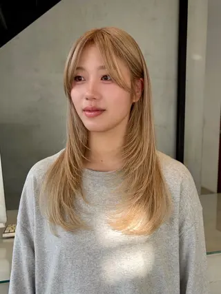 ロング 彩楓 /レイヤーカットのヘアスタイル