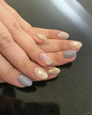 セミロング カラー ネイル crystal ⭐︎ colorのネイルデザイン