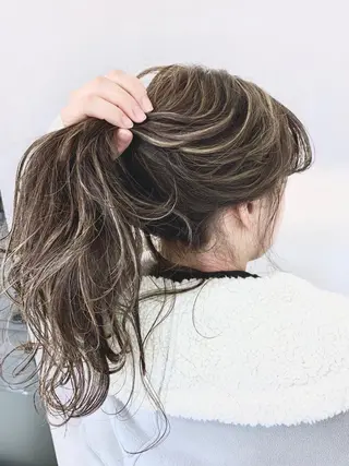 セミロング 穐田 司樹のヘアスタイル