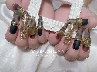 ネイル ネイルサロン ルミア Lumia 店長施術のネイルデザイン