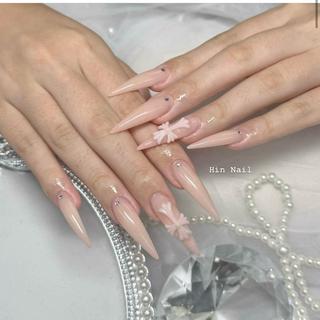 ネイル HIN NAILのネイルデザイン