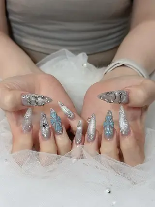 ネイル Julli NailStudioのネイルデザイン