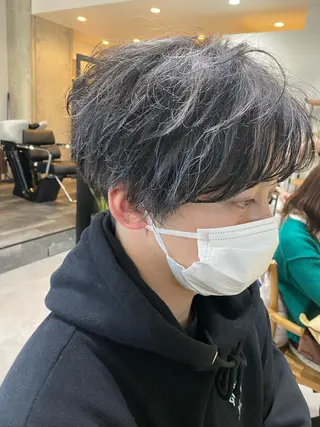 ミディアム カラー メンズ 似合う髪型見つけます AYAKAのヘアスタイル