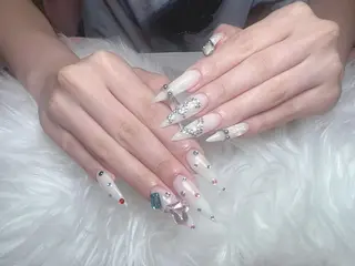 ネイル Kei Nail 長さ出し 付け放題のネイルデザイン