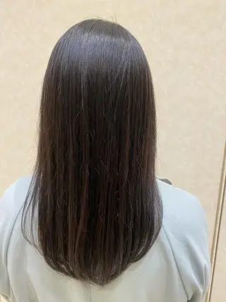 ミディアム 小倉 沙織のヘアスタイル