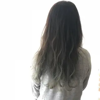 ロング カラー Rayt hair レイトヘアーのヘアスタイル