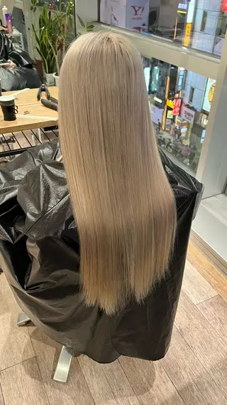 ロング 🩶 momoka 🩶のヘアスタイル