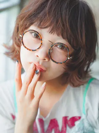 ショート カラー パーマ ズミ🦖ニュアンス パーマ/レイヤーのヘアスタイル