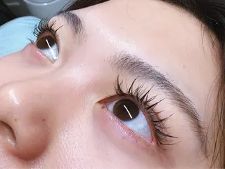 ネイル AngelChris ビューティーサロンのネイルデザイン