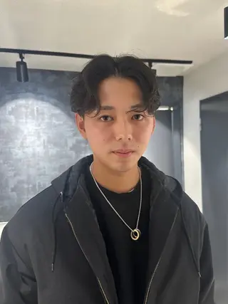 ミディアム パーマ メンズ 💈原宿指名No.1 センターパート💈のヘアスタイル