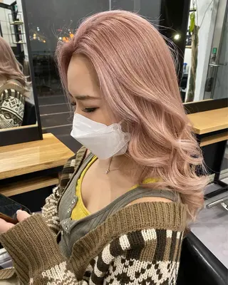 セミロング カラー ブリーチ 透明感HIDEのヘアスタイル