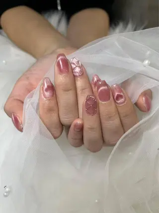 ネイル 🌈 Laule'aのネイルデザイン