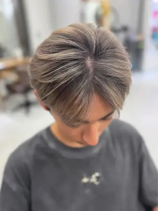 ショート カラー メンズ メンズ特化美容師 カラー専門ぺーターのヘアスタイル