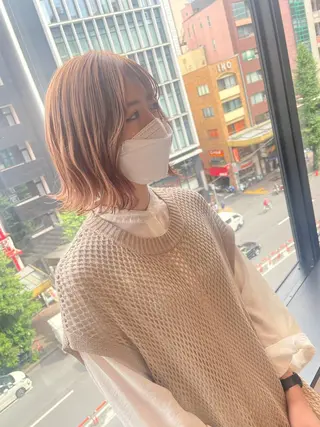 ショート カラー ブリーチ👩🦳/ ✂︎MANAMIのヘアスタイル