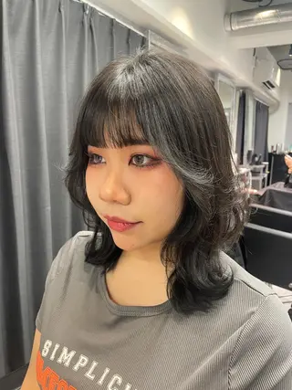 ミディアム 透明感カラー🇰🇷 レイヤー✨桑原　研太のヘアスタイル