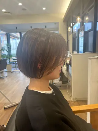 ショート 大川 優佳のヘアスタイル