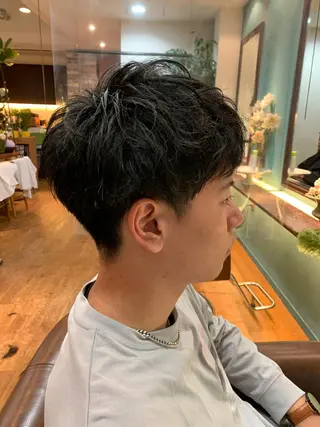 ショート メンズ カット特化美容師 齋藤桐のヘアスタイル