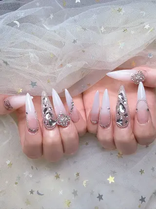 ネイル W·nail salonのネイルデザイン