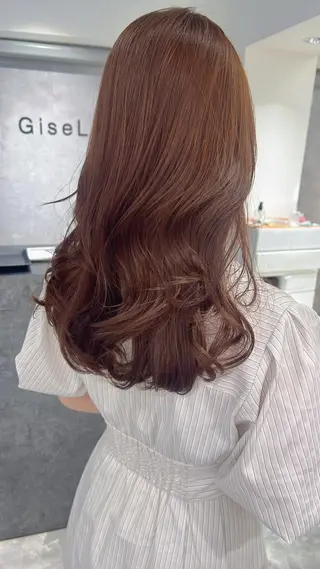 セミロング カラー YUI ハイトーンカラーのヘアスタイル
