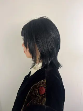 ミディアム カラー Airi 韓国y2k ハイレイヤーのヘアスタイル