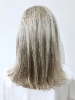 セミロング WHALE hair × beautyのヘアスタイル
