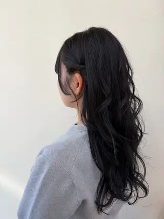 ロング ヘアアレンジ 川本 葵のヘアスタイル