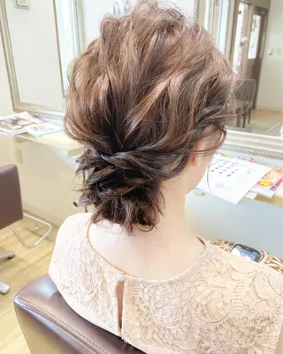 カラー ヘアアレンジ grand juteのヘアスタイル