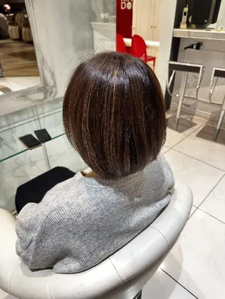 カラー 名執 朋夏のヘアスタイル