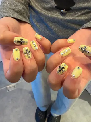 ネイル Natsumi💎 堺筋本町ネイルサロンのネイルデザイン