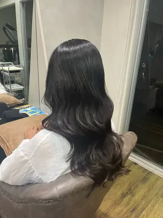 ロング カラー 藤原史江 / DECOHAIRのヘアスタイル