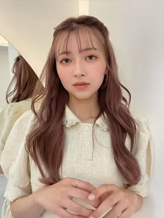 ロング カラー ヘアアレンジ 透明感カラー🩵 レイヤーカットYUIのヘアスタイル