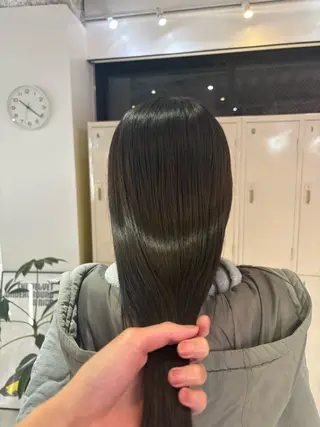 ロング カラー 🧤高明度ハイトーン 🧤莉音のヘアスタイル