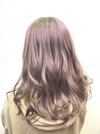カラー 最高級エクステ /羽エクステ白石宇由のヘアスタイル
