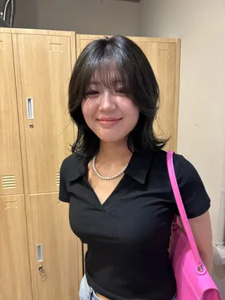 セミロング カラー オリーブ🎶アッシュ グレージュちひろ🧸のヘアスタイル