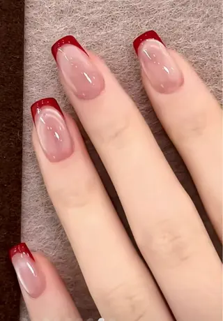 ミディアム AMI Nailsalonのネイルデザイン